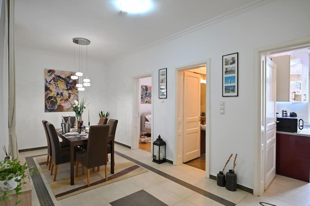 Luxury Urban Oasis City Center Σαράγεβο Εξωτερικό φωτογραφία
