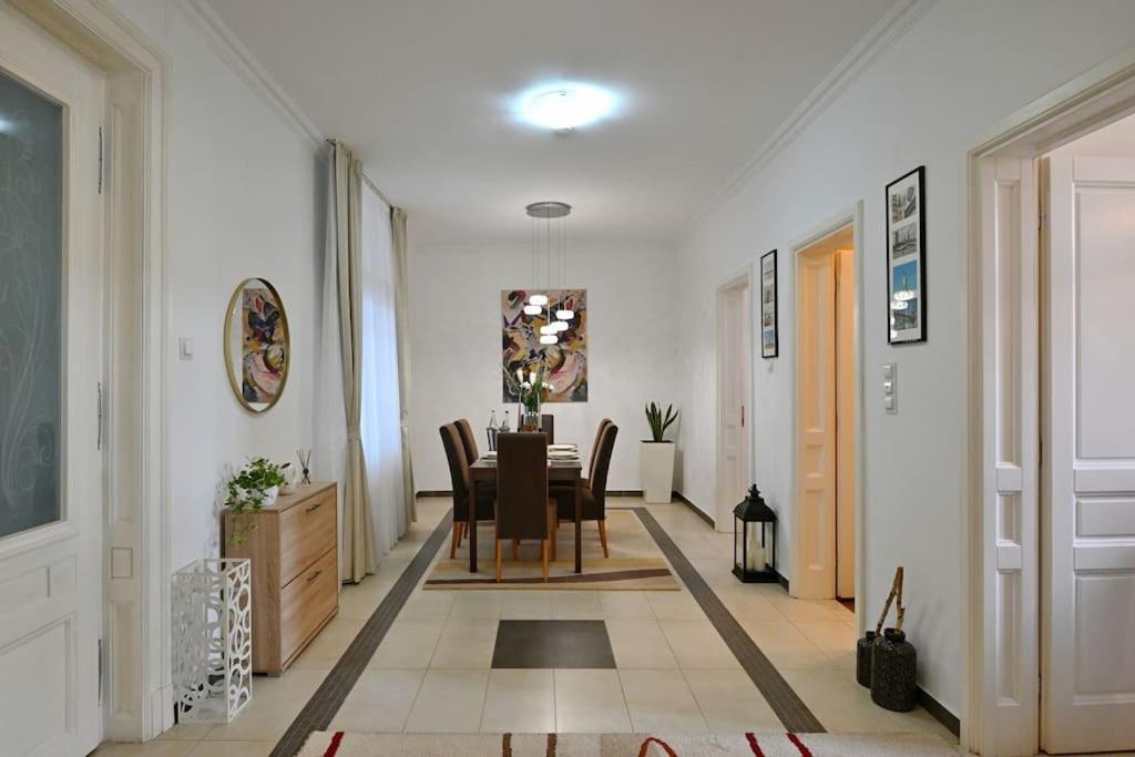 Luxury Urban Oasis City Center Σαράγεβο Εξωτερικό φωτογραφία